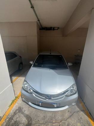 TOYOTA ETIOS 1.5 XLS 16V FLEX 4P AUTOMÁTICO TOYOTA ETIOS 1.5 XLS 16V FLEX 4P AUTOMÁTICO